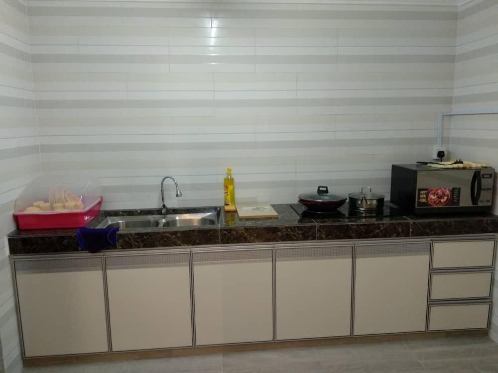 The Whale - Bayview - Pool Open Apartment Port Dickson Luaran gambar